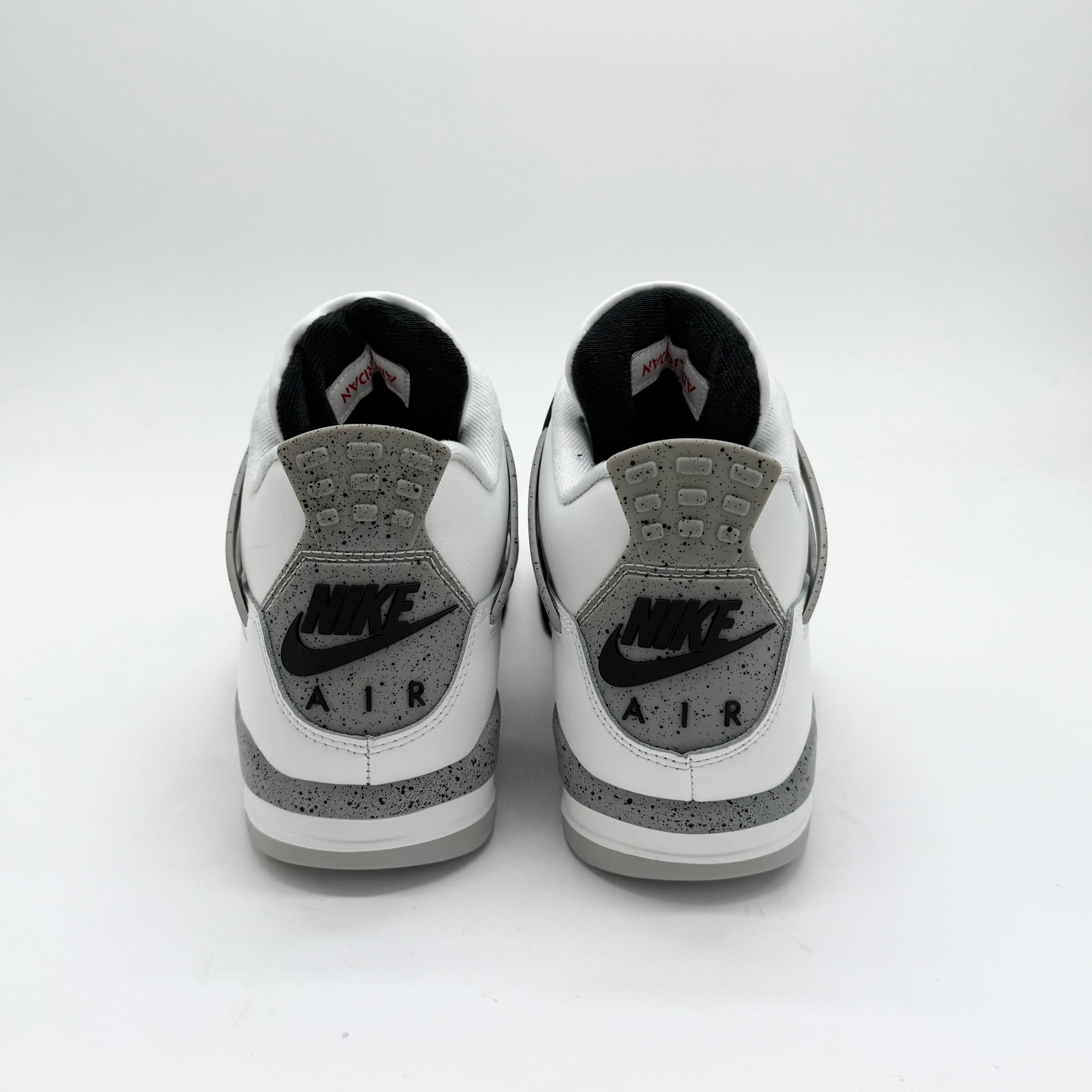 Nike Air Jordan 4 White Cement 2025 EU 42